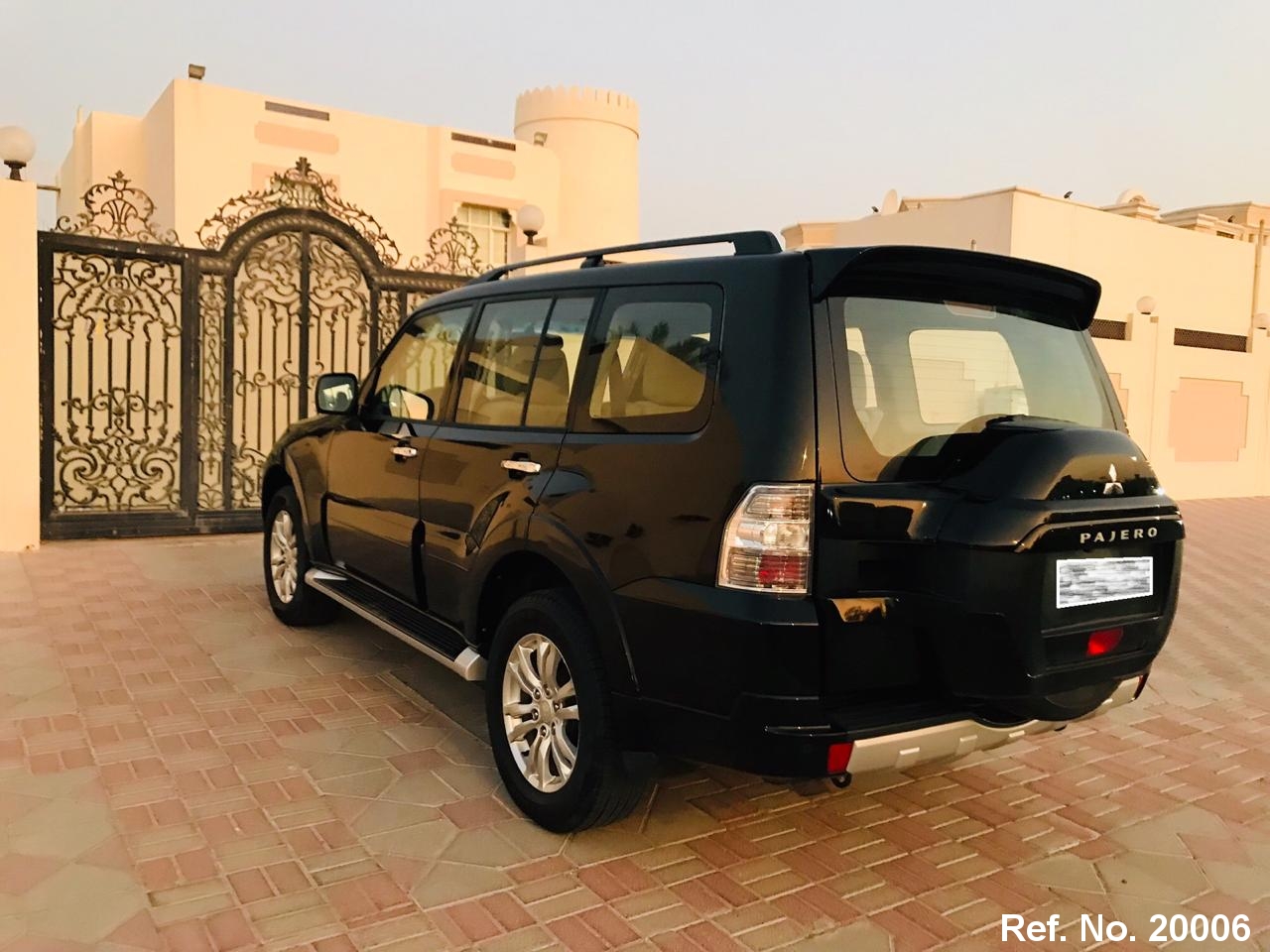  Mitsubishi / Pajero Stock No. 20006